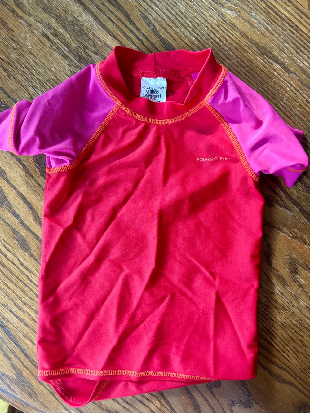 Polarn O. Pyret Red & Pink Short-Sleeve Kids Rashguard